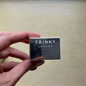Trinny London Eye2Eye Eye Shade - Silver